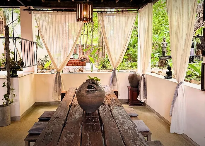 Tropical Garden House